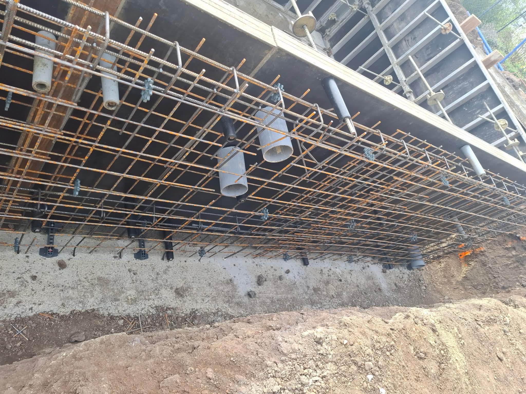 Réalisation terminée – Piscine en béton 6 × 3,5 m à Aubière (63) — photo 3