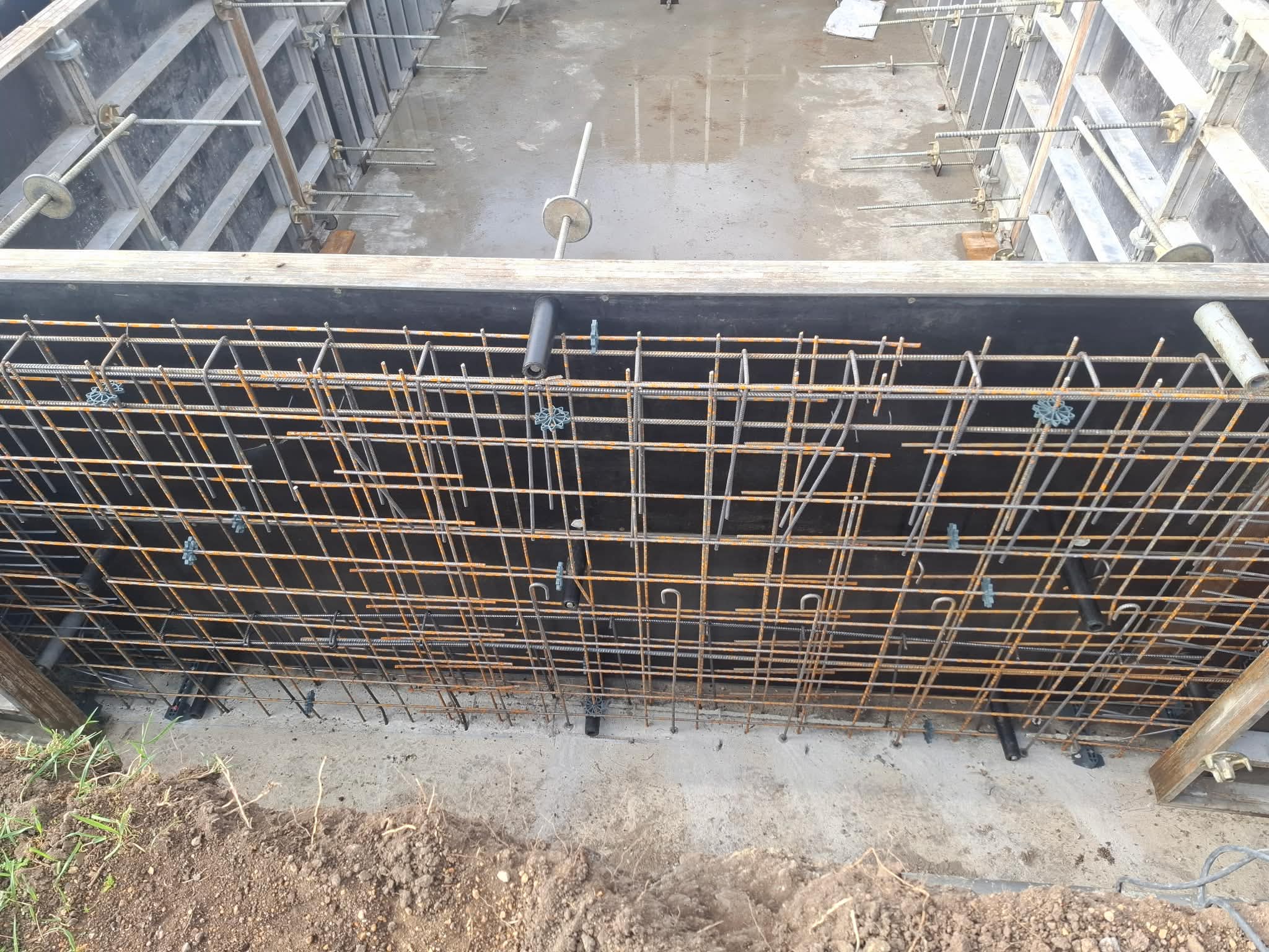 Réalisation terminée – Piscine en béton 6 × 3,5 m à Aubière (63) — photo 4